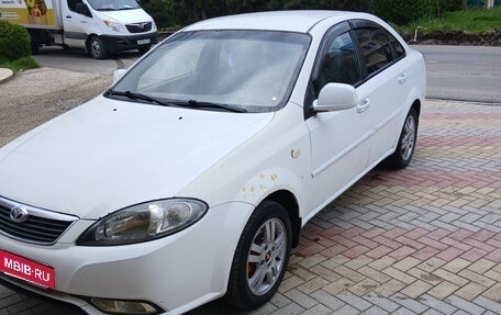 Daewoo Gentra II, 2013 год, 390 000 рублей, 2 фотография