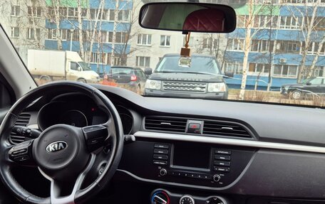 KIA Rio IV, 2018 год, 1 550 000 рублей, 3 фотография