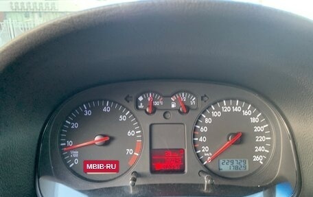 Volkswagen Golf IV, 2002 год, 375 000 рублей, 10 фотография