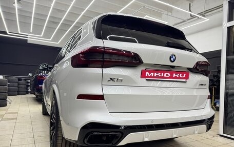 BMW X5, 2021 год, 9 000 000 рублей, 3 фотография