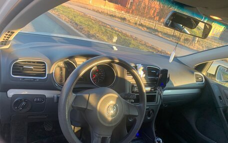 Volkswagen Golf VI, 2011 год, 850 000 рублей, 3 фотография