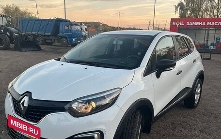 Renault Kaptur I рестайлинг, 2018 год, 1 050 000 рублей, 2 фотография