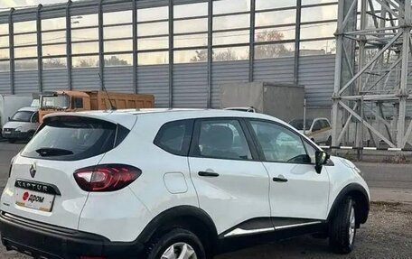 Renault Kaptur I рестайлинг, 2018 год, 1 050 000 рублей, 8 фотография