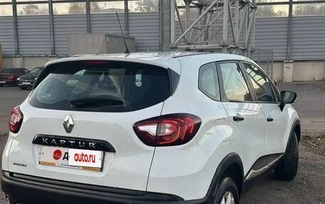 Renault Kaptur I рестайлинг, 2018 год, 1 050 000 рублей, 28 фотография