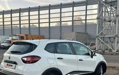 Renault Kaptur I рестайлинг, 2018 год, 1 050 000 рублей, 31 фотография