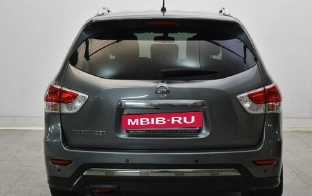 Nissan Pathfinder, 2016 год, 2 150 000 рублей, 3 фотография