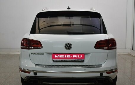 Volkswagen Touareg III, 2016 год, 3 500 000 рублей, 3 фотография