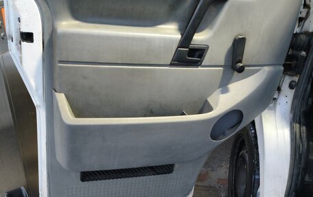 Volkswagen Transporter T4, 1993 год, 380 000 рублей, 3 фотография