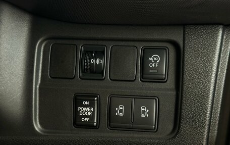 Nissan Serena IV, 2018 год, 2 060 000 рублей, 9 фотография