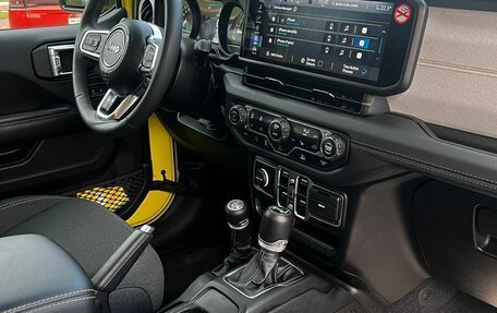 Jeep Wrangler, 2023 год, 7 800 000 рублей, 6 фотография