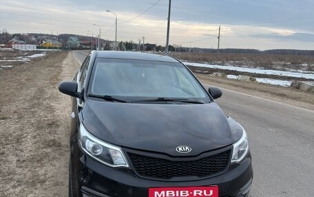 KIA Rio III рестайлинг, 2016 год, 1 035 000 рублей, 2 фотография
