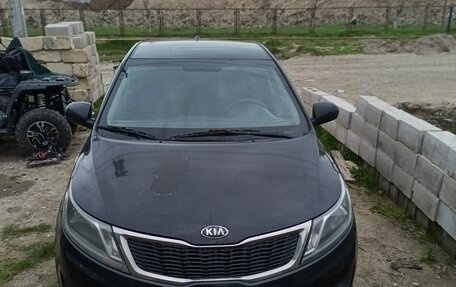 KIA Rio III рестайлинг, 2013 год, 690 000 рублей, 1 фотография