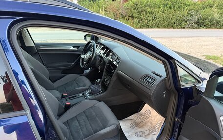 Volkswagen Golf VII, 2019 год, 1 450 000 рублей, 10 фотография