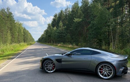 Aston Martin V8 Vantage IV, 2019 год, 21 600 000 рублей, 9 фотография