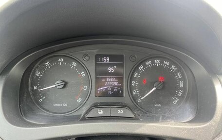 Skoda Rapid I, 2014 год, 667 000 рублей, 9 фотография