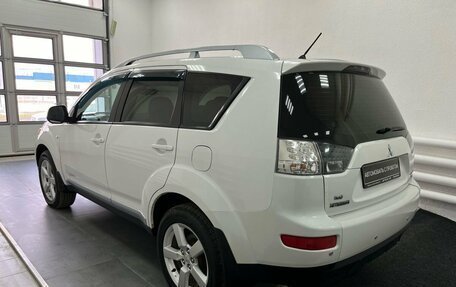 Mitsubishi Outlander III рестайлинг 3, 2007 год, 1 050 000 рублей, 6 фотография