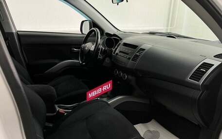 Mitsubishi Outlander III рестайлинг 3, 2007 год, 1 050 000 рублей, 9 фотография