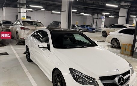 Mercedes-Benz E-Класс, 2013 год, 1 950 000 рублей, 2 фотография