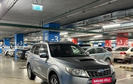 Subaru Forester, 2011 год, 930 000 рублей, 2 фотография