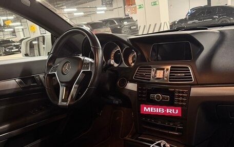 Mercedes-Benz E-Класс, 2013 год, 1 950 000 рублей, 15 фотография