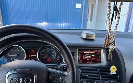 Audi Q7, 2006 год, 1 350 000 рублей, 6 фотография