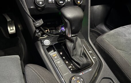 Volkswagen Tiguan II, 2019 год, 2 500 000 рублей, 11 фотография