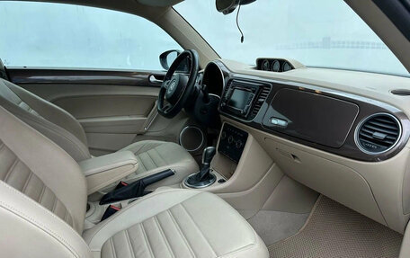 Volkswagen Beetle, 2014 год, 1 700 000 рублей, 10 фотография