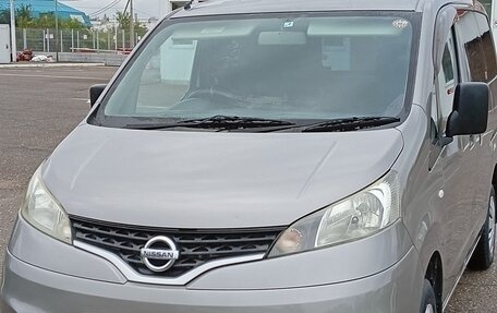 Nissan NV200, 2015 год, 1 090 000 рублей, 2 фотография