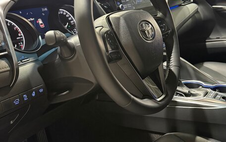 Toyota Camry, 2021 год, 3 790 000 рублей, 5 фотография