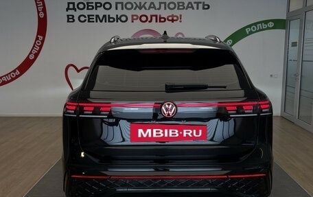 Volkswagen Tiguan, 2024 год, 4 500 000 рублей, 5 фотография