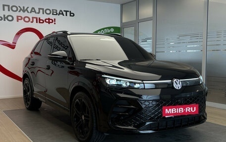 Volkswagen Tiguan, 2024 год, 4 500 000 рублей, 3 фотография