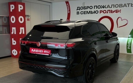 Volkswagen Tiguan, 2024 год, 4 500 000 рублей, 4 фотография