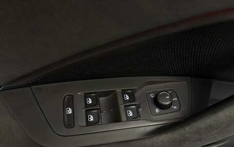 Volkswagen Tiguan, 2024 год, 4 500 000 рублей, 13 фотография