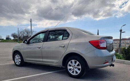 Renault Logan II, 2018 год, 987 000 рублей, 10 фотография