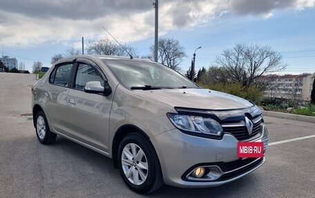 Renault Logan II, 2018 год, 987 000 рублей, 6 фотография