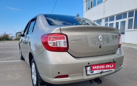 Renault Logan II, 2018 год, 987 000 рублей, 13 фотография