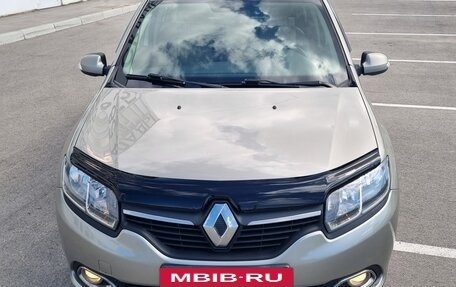 Renault Logan II, 2018 год, 987 000 рублей, 5 фотография