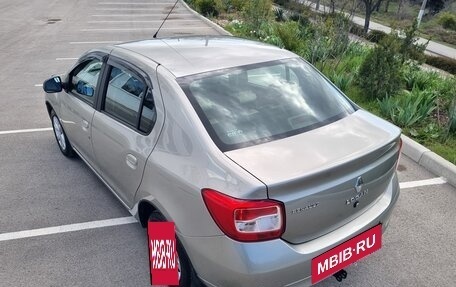 Renault Logan II, 2018 год, 987 000 рублей, 15 фотография