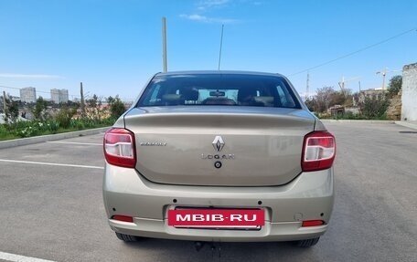 Renault Logan II, 2018 год, 987 000 рублей, 12 фотография