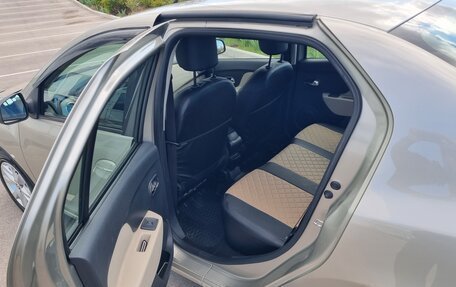 Renault Logan II, 2018 год, 987 000 рублей, 21 фотография