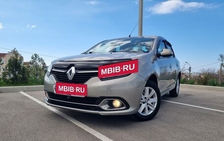 Renault Logan II, 2018 год, 987 000 рублей, 39 фотография