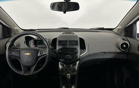 Chevrolet Aveo III, 2014 год, 980 000 рублей, 7 фотография