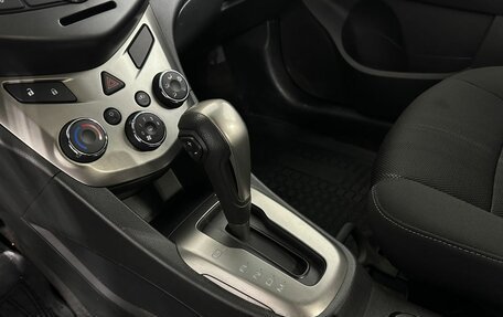 Chevrolet Aveo III, 2014 год, 980 000 рублей, 13 фотография