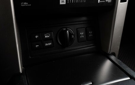 Toyota Land Cruiser Prado 150 рестайлинг 2, 2010 год, 3 199 000 рублей, 22 фотография