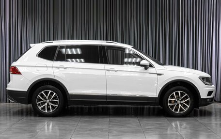 Volkswagen Tiguan II, 2018 год, 2 194 000 рублей, 5 фотография