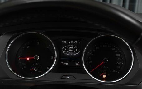 Volkswagen Tiguan II, 2018 год, 2 194 000 рублей, 15 фотография