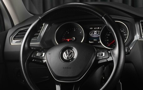 Volkswagen Tiguan II, 2018 год, 2 194 000 рублей, 17 фотография