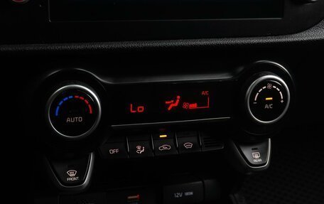 KIA Rio IV, 2021 год, 1 339 000 рублей, 12 фотография