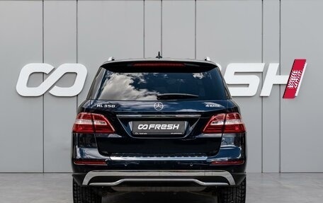 Mercedes-Benz M-Класс, 2013 год, 2 240 000 рублей, 4 фотография