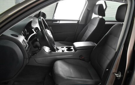 Volkswagen Touareg III, 2012 год, 2 035 000 рублей, 10 фотография